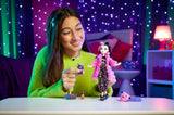 MONSTER HIGH – poupée et pyjama, accessoires de fête, Draculaura, comte de chauve-souris, poupée fabuleuse, fête rampante pour animaux de compagnie, HPY66 Naty Shop Dolls