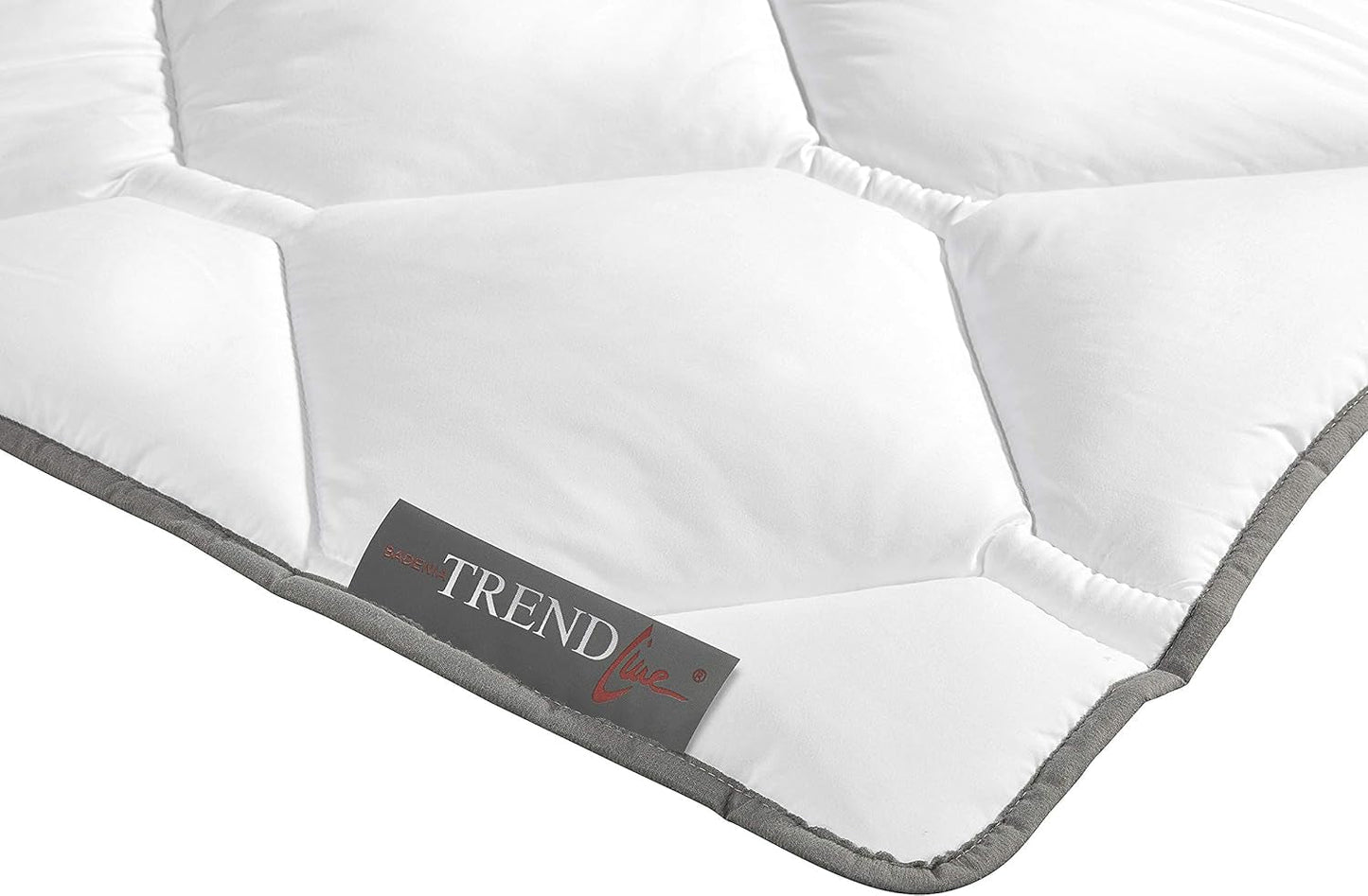 Badenia Trendline Couette résistante à l'ébullition, légère pour l'été, lavable en machine jusqu'à 95 degrés, 135 x 200 cm, certifiée Oeko-Tex, fabriquée en Allemagne Quilts et Quilts Naty Shop