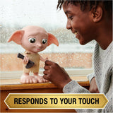 Spin Master 6067280 Wizarding World Harry Potter Poupée-chaussette interactive magique Dobby Elf, plus de 30 sons et phrases, 21,6 cm, jouet pour enfants, noir