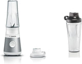 Bosch Mini-mixeur sur socle Vitapower Serie 2 MMB2111S, Mélangeur à grande vitesse, Jusqu'à 40 000 tr/min, Tritan Togo-Flasche 0,6 L, Trinkdeckel, Bruchsicher, Spülmasch.Geeignete Teile, 450W, Silber/Schwarz Kitchen Naty Shop Bundle Mit Togo-Flasche Silber / Weiß