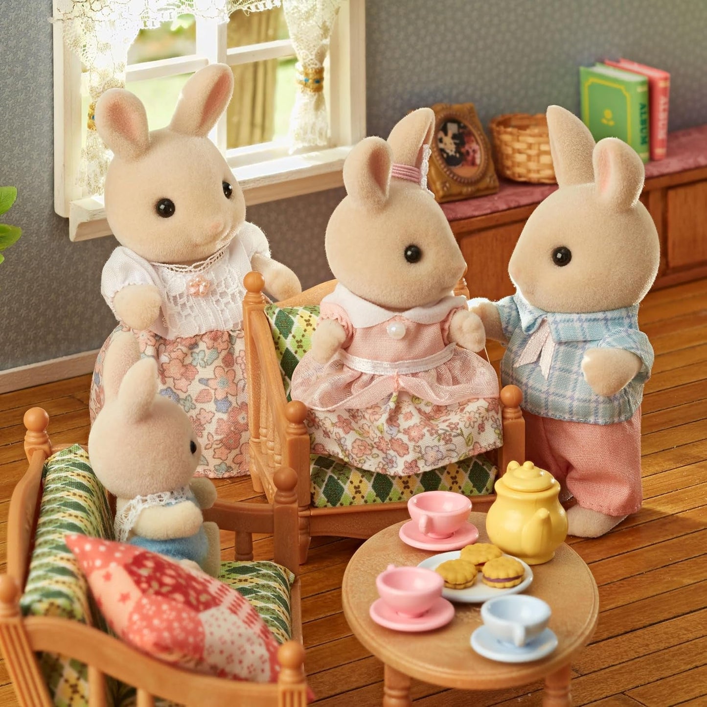 L5567 NOUVEAU Starter House, multicolore L5706 Milk Bunny Family - Figurines de maison de poupée