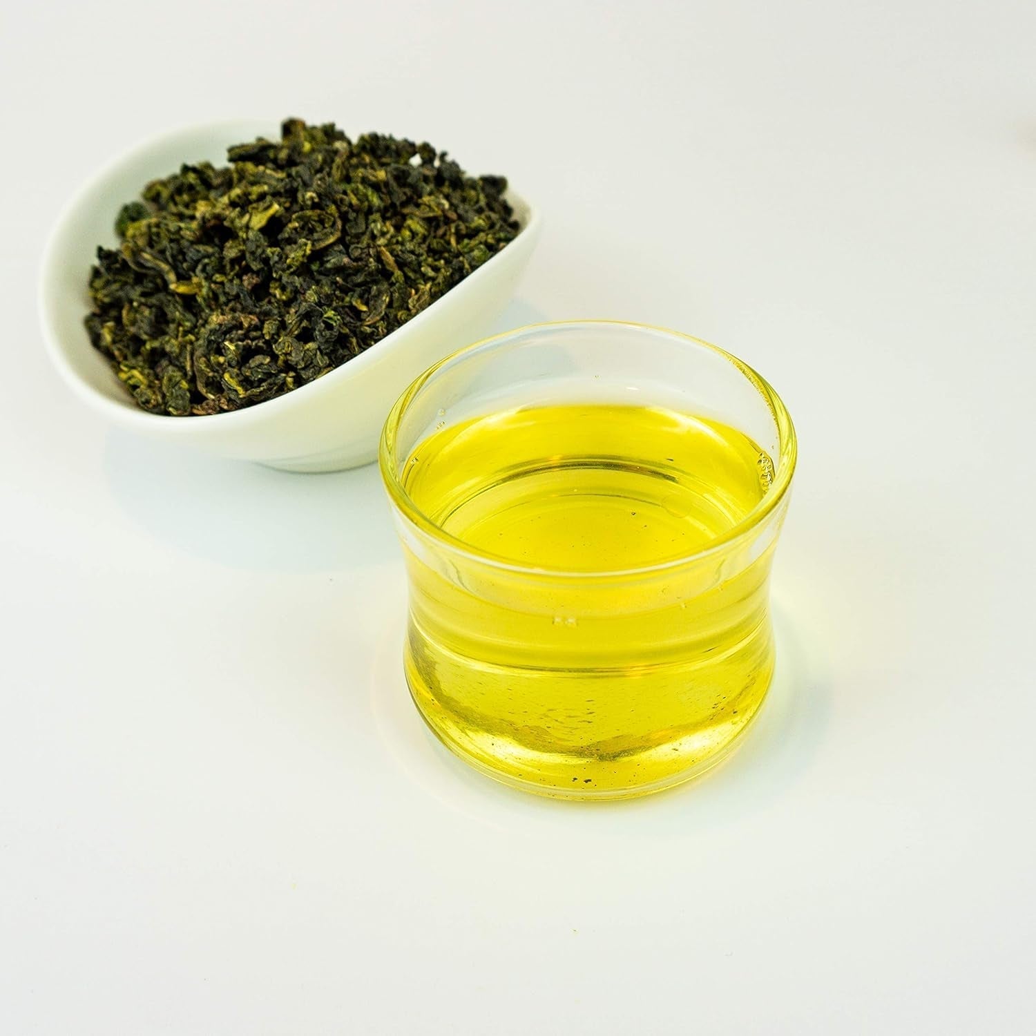 TEZEN Golden Osmanthus Oolong (Huang Jin GUI) du Fujian, Chine | Thé Oolong chinois de haute qualité | Thé chinois haut de gamme | Idéal pour tous les amateurs de thé et en cadeau (80g)