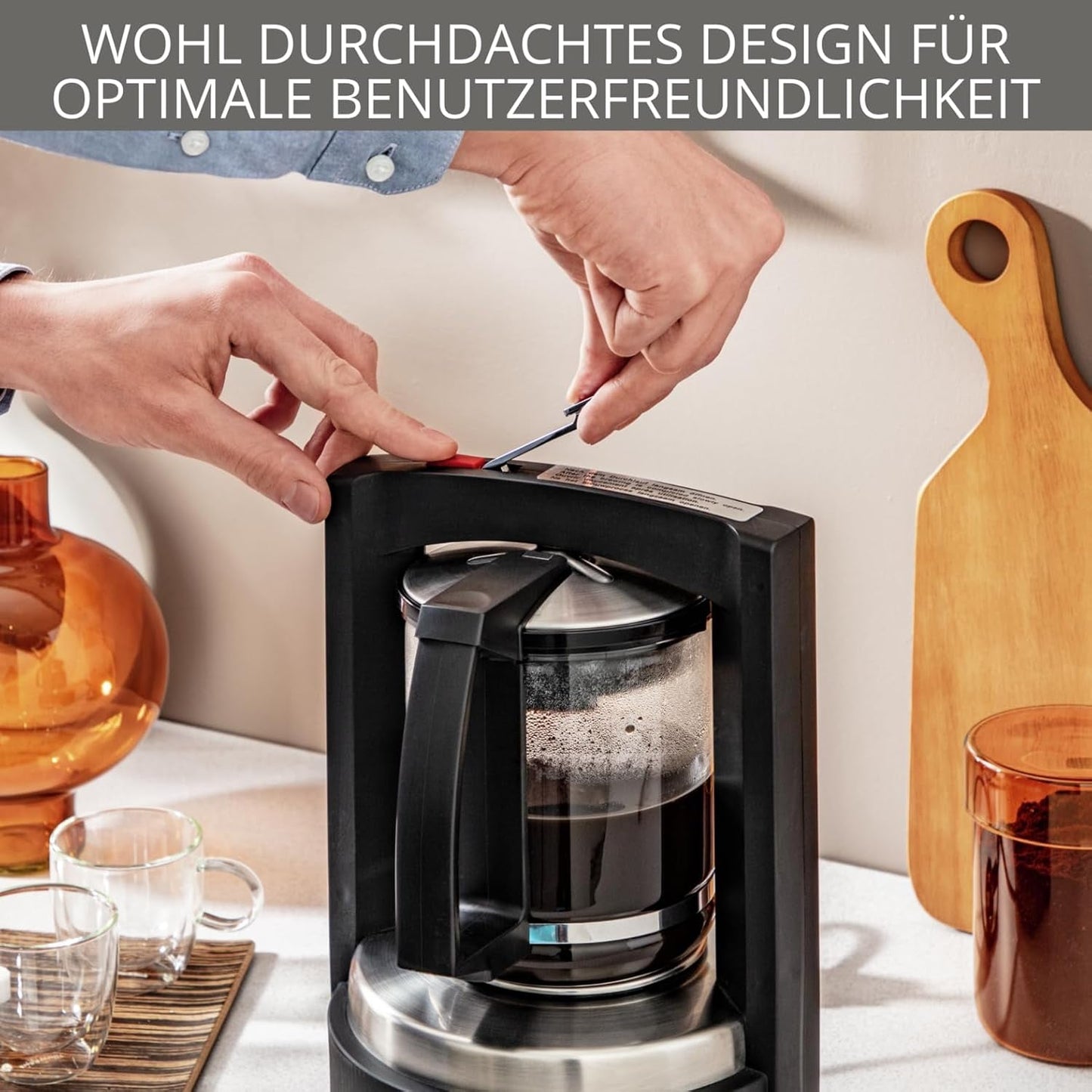 Machine à expresso à filtre Krups T8, 850 watts, arrêt automatique, 8 à 12 tasses, capacité 1 L, filtre permanent, interrupteur marche/arrêt lumineux, facile à utiliser, noir, KM4689