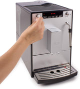 Melitta Solo & Milk - Machine à café fine entièrement automatique avec mousseur à lait, machine à café avec réservoir d'eau amovible, par ex. café ou cappuccino, argent