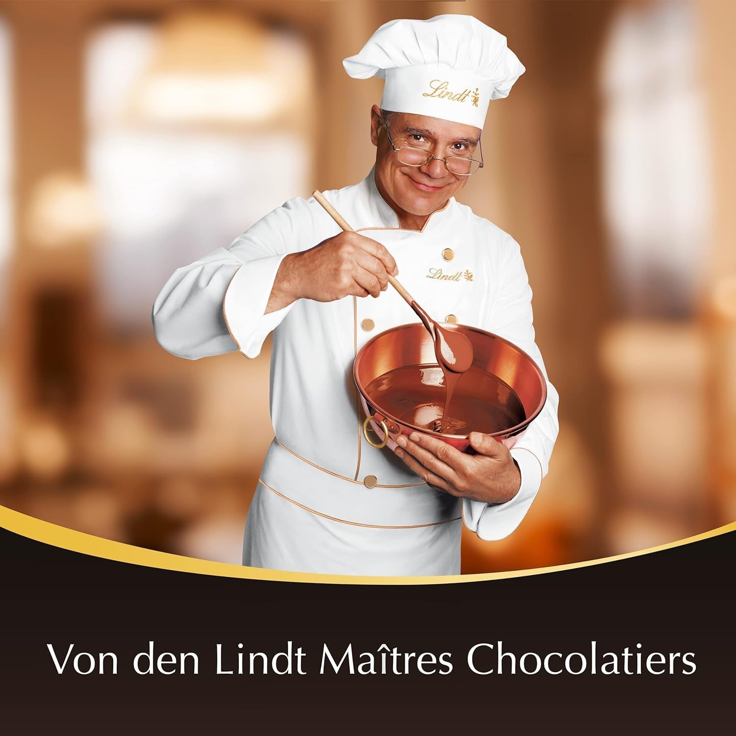Boules de chocolat Lindor 70% de cacao extra noir | Sachet de 137g | Env. 10 boules de chocolat noir fin fourrées fondantes | Cadeau de chocolat | Cadeau chocolat