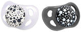 Sucettes pour bébé Twistshake – Paquet de 2 | Forme orthodontique | Ultra-léger | Tétine en silicone souple | Sans BPA | Convient aux bébés à partir de 6 mois | Gris-blanc