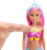 Simba Steffi Love Poupée sirène mermaizing avec fonction lumière arc-en-ciel, cheveux extra longs, figurine de dauphin et pinces à cheveux, hauteur 39 cm, fonction Try-Me, à partir de 3 ans