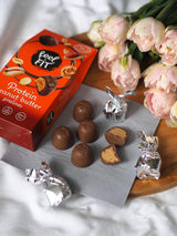 Pralines protéinées au beurre de cacahuète Feel FIT dans du chocolat au lait de haute qualité, sans sucre ajouté, 17 % de protéines, sans gluten 66 g (1 paquet)