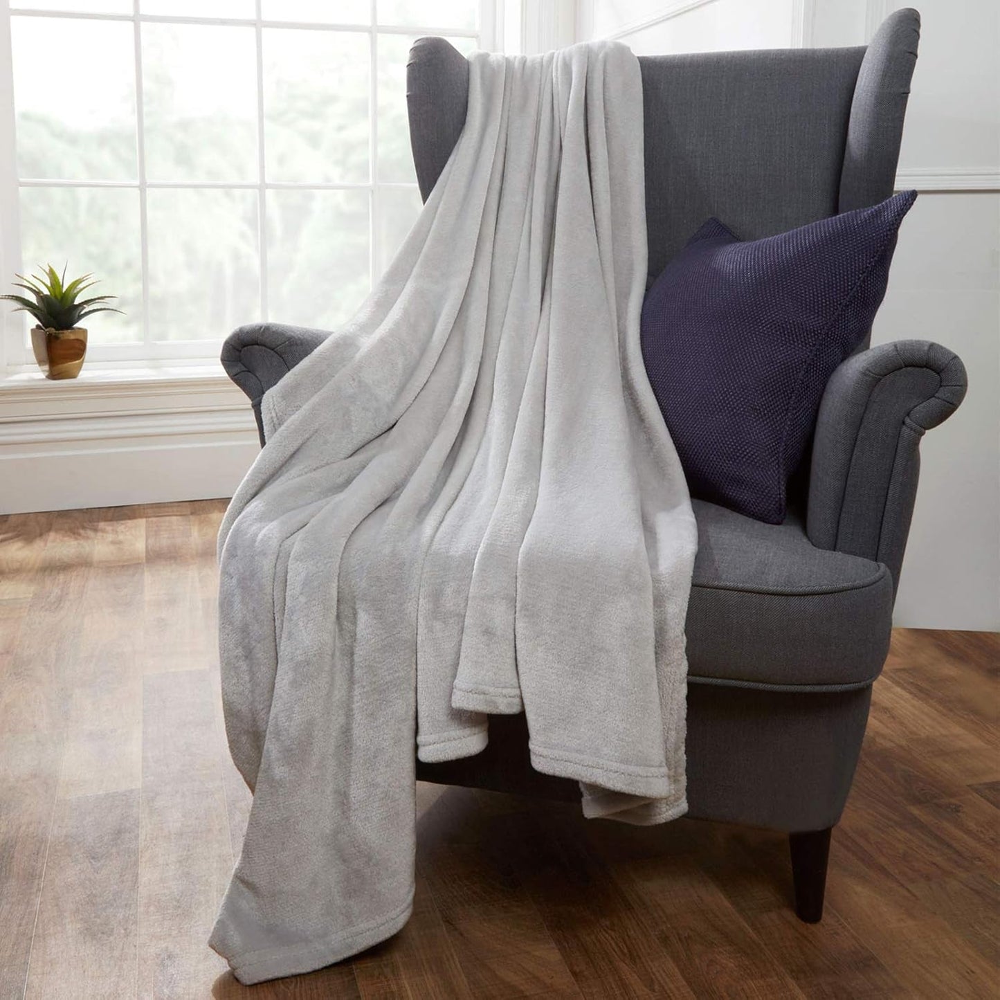 Couvre-lit polaire ultra doux Brentford's, gris argenté, grand lit double - 150 x 200 cm Lits et couvertures Beuche den Brentfords-Store