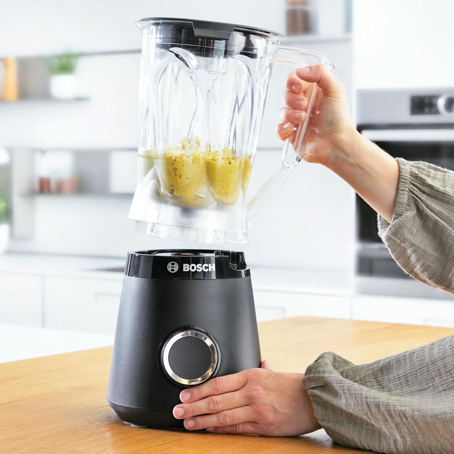 Bosch Batteur sur socle Vitapower Serie 4 MMB6141B, Haute puissance en acier inoxydable, 1,5 L Tritan-Mixbehälter, Spülmaschinengeeignete Teile, 30 000 U/Min, 1200 W, Schwarz Kitchen Naty Shop