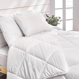 Bleu Calin Pack couette 1 personne 140X200 Cm + 1 oreiller 60X60 Cm, lavable à 95° Couettes et couettes Naty Shop