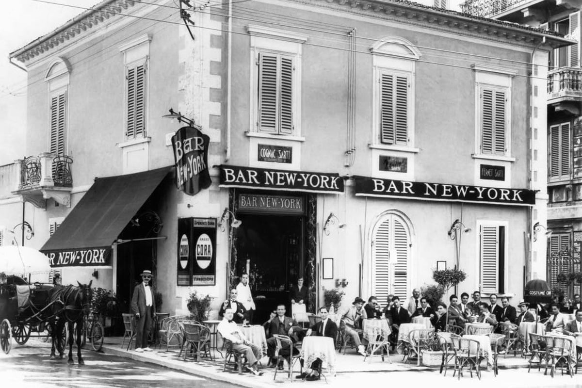 New York Coffee - EXTRA P - Café en grains, goût fort et décisif, grains Arabica et Robusta, à moudre, expresso italien, mélange de bar - qualité premium depuis 1930 - 1 kg, grains