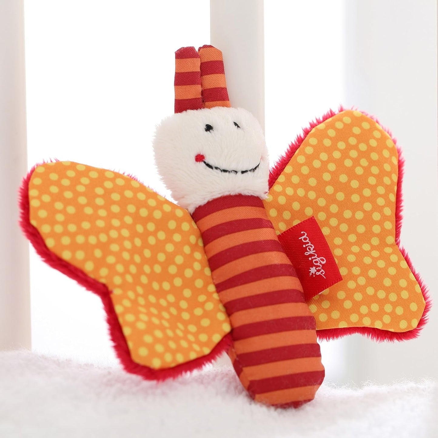 41174 Jouet bébé fille et garçon Serpent à sonnette Red Stars recommandé dès la naissance marron & 41181 Jouet attrape-papillon Red Stars jouet bébé fille et garçon recommandé dès la naissance orange Bebe Naty Shop Jouets