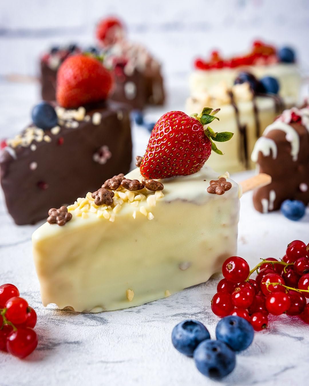 RUF Cake Glaze Bourbon Vanille, 100 g en sachet, passe au micro-ondes, pour glacer et décorer biscuits, muffins et gâteaux, sans gluten (paquet de 4) Pâte à Sucre Naty Shop