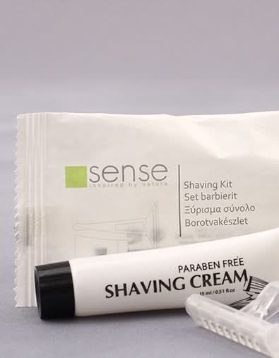 Set crème hôtelière + rasoir – Sense Cosmetica Hoteliera Naty Shop
