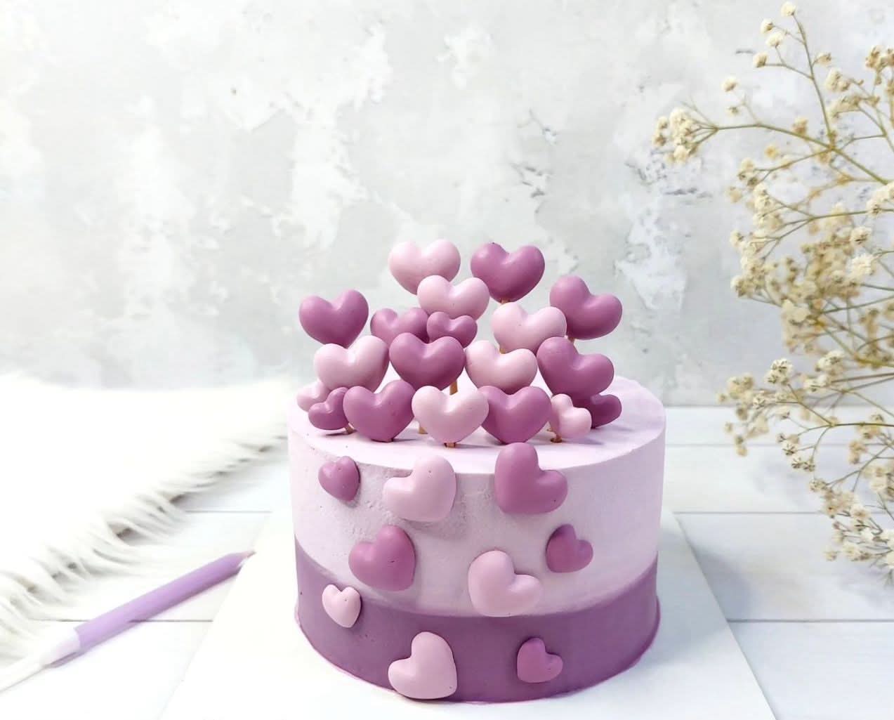 Lot de 6 décorations comestibles en sucre, décorations en pâte à sucre Coeurs Violets Naty Shop