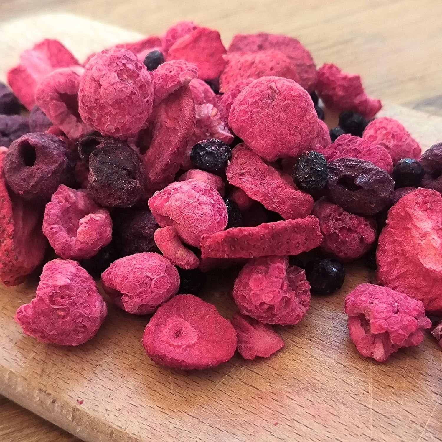 Mélange de fruits lyophilisés Super Baies | XL 300g Fruits secs sans sucre | Fruits secs | Fruits secs Fraises lyophilisées Framboises Myrtilles lyophilisées ZingyZoo Produits déshydratés Naty Shop