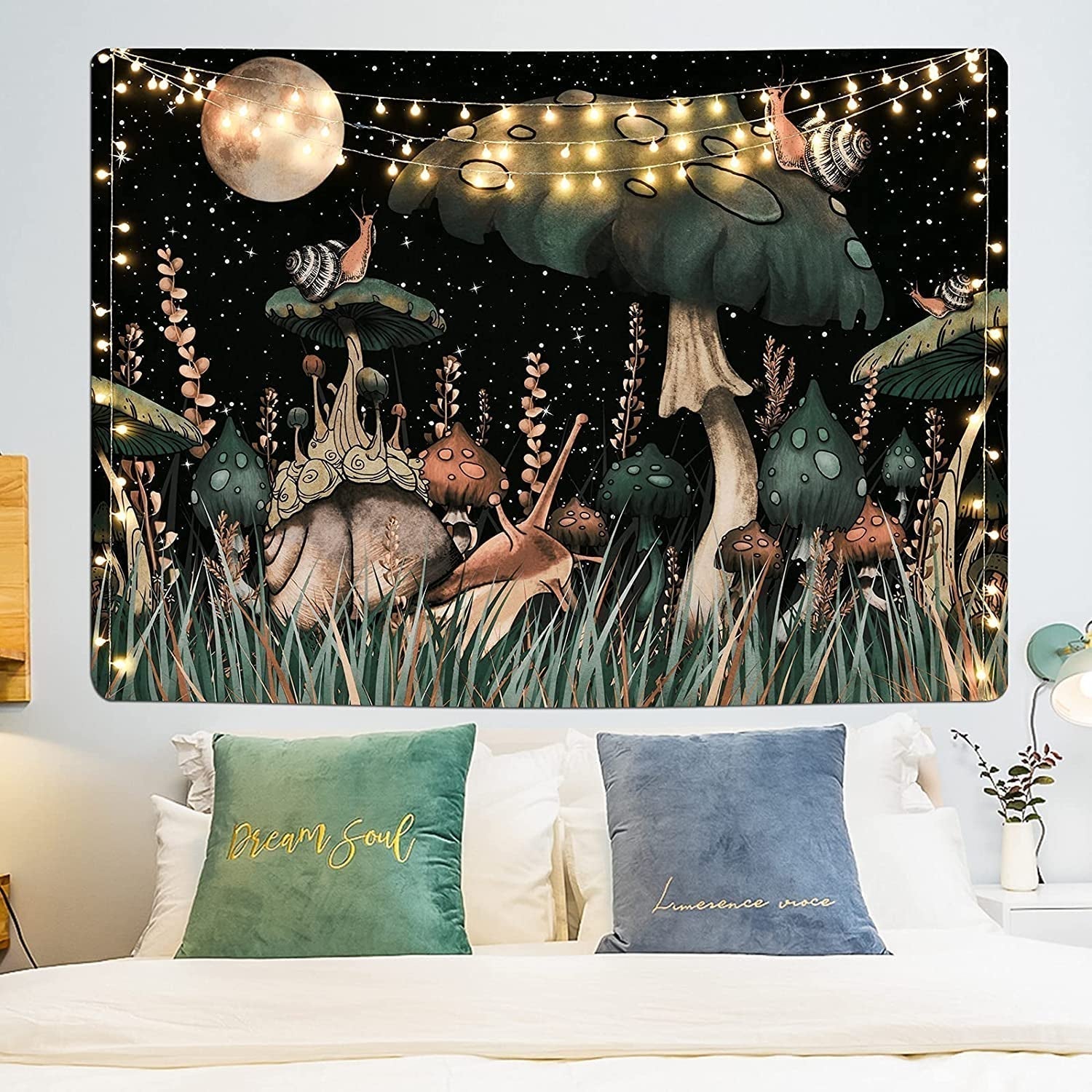 Tapisserie yugarlibi champignon forêt noire escargot à suspendre Maison - Accessoires et Décorations Naty Shop