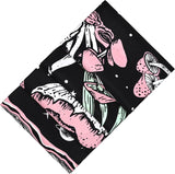 Tapisserie yugarlibi crâne rose champignons squelette Accueil - Accessoires et Décoration Naty Shop